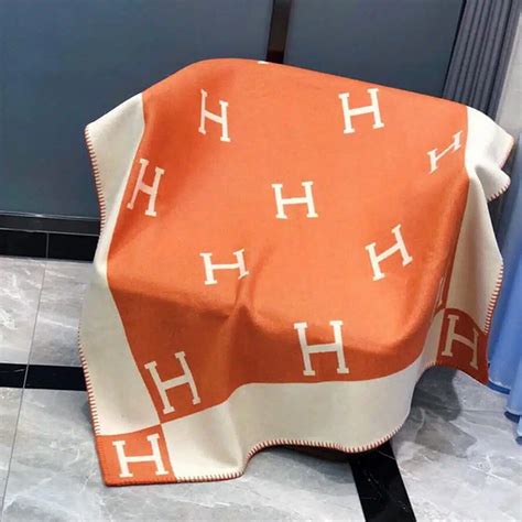 amazon hermes blanket dupe